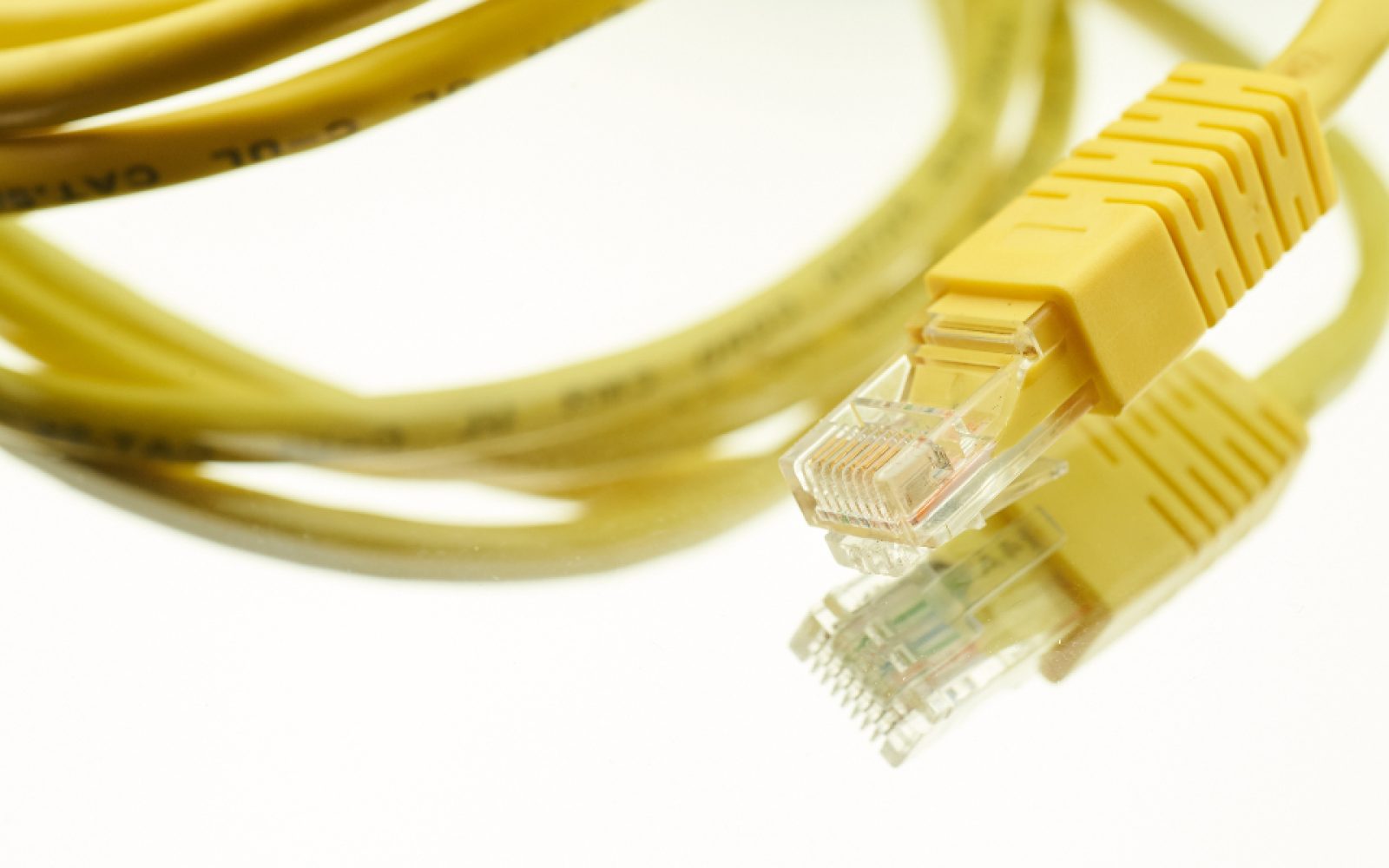 Câbles réseau et connecteurs RJ45